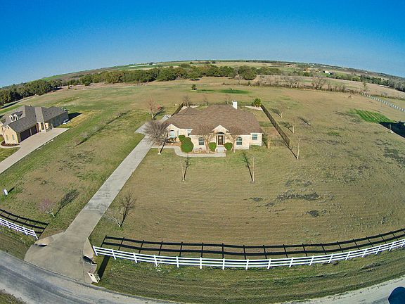 4th image of 30139 Twin Creek Dr