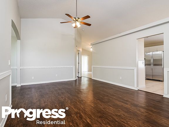 3rd image of 2325 Cobblefield Cir