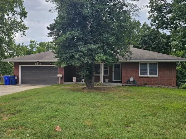 6710 N Baltimore Ave, Gladstone, MO 64118