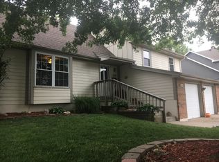 1125 SW Southgate Dr, Blue Springs, MO 64015