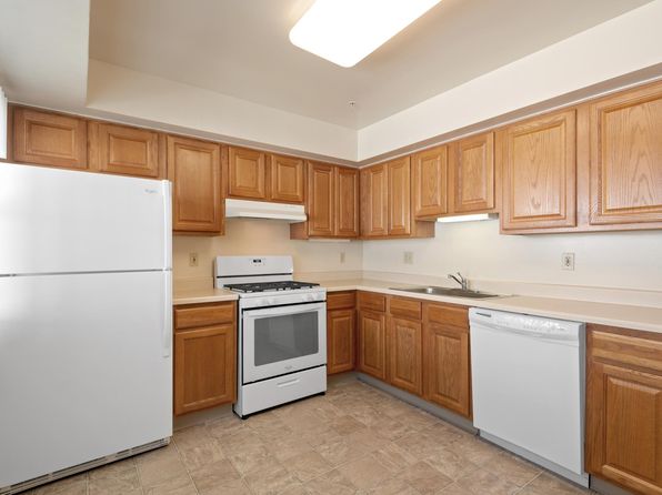 North Severn Village, 3 Sycamore Ct, Annapolis, MD 21402