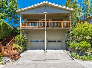 3115 SW Hamilton St, Portland, OR 97239