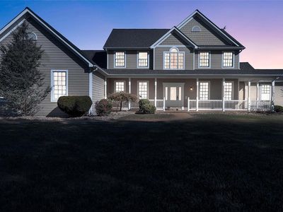 857 A J Farm Ln, Washington, MO, 63090