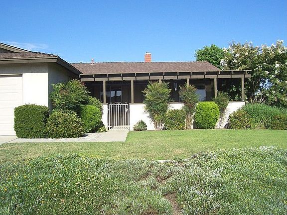 4th image of 6889 Ramona Ave