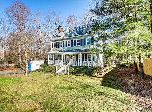 2nd image of 401 Coralberry Dr