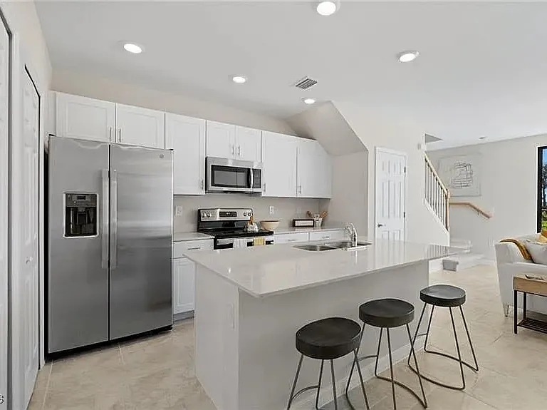 4205 Caterina Ct — Photo 10