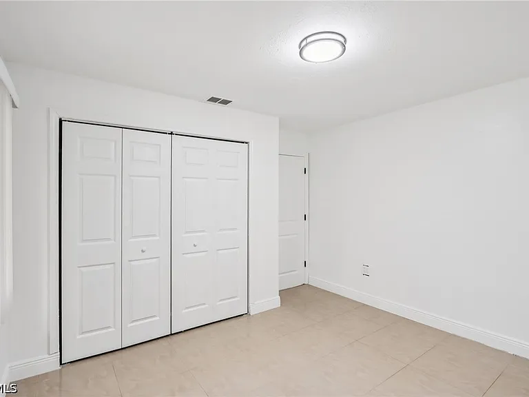 89 Cabana Ave — Photo 12