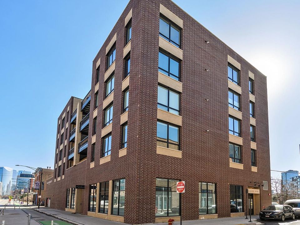 1st image of 680 N Milwaukee Ave APT 503