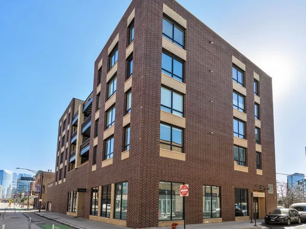 680 N Milwaukee Ave APT 503, Chicago, IL 60642