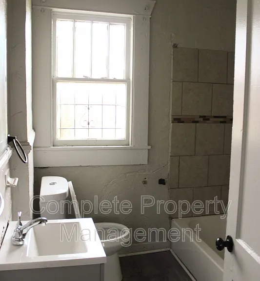117 67th Pl N — Photo 10