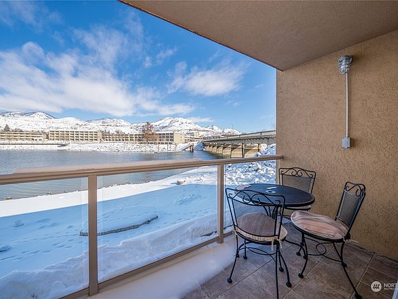 5th image of 322 W Woodin Avenue #711