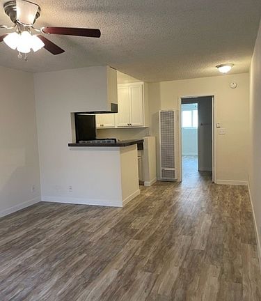 3rd image of 12706 Venice Blvd APT 5