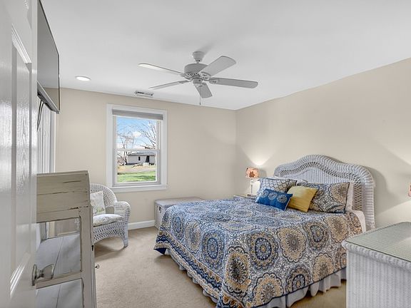 24th image of this home