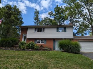129 Shalimar Dr, Newark, OH