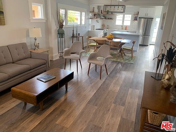 4th image of 1304 W 55th St
