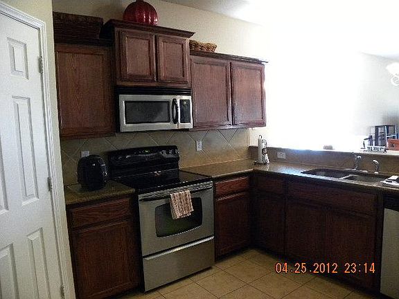 4th image of 1233 Boxwood Dr