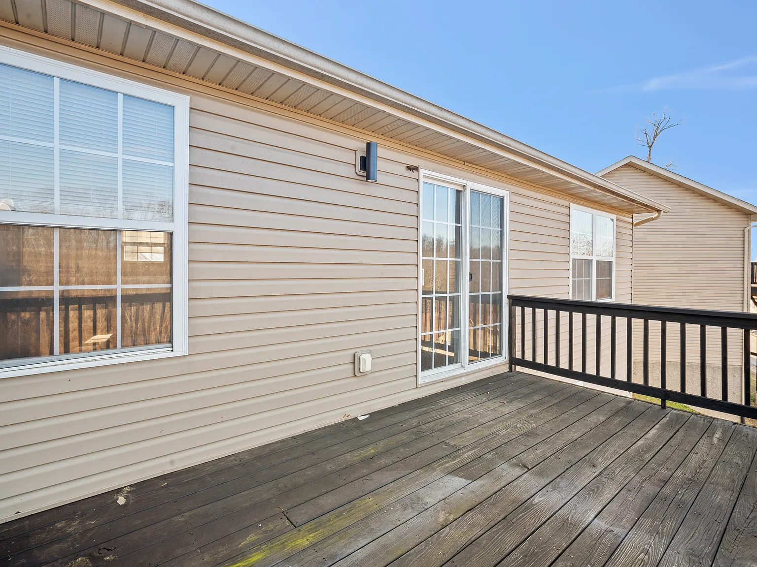 4 bed, 2.5 bath, $1,519 — Photo 4