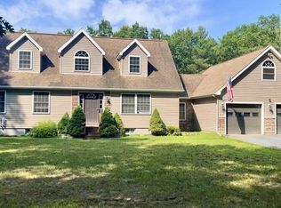 93 Lakeside Rd, Peru, NY 12972