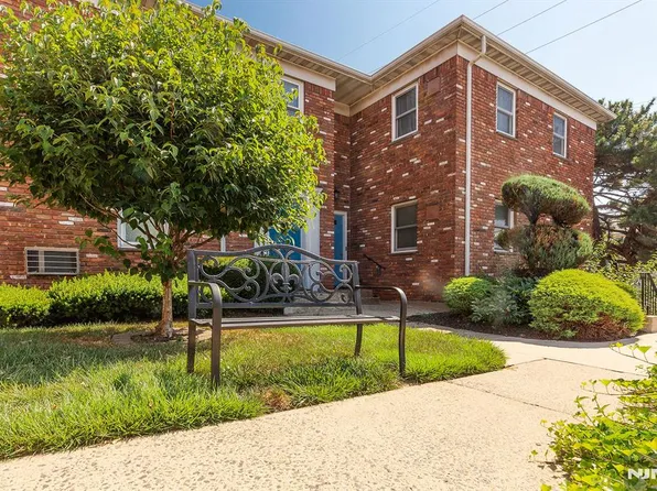 55 Schuyler Ave APT 20, North Arlington, NJ 07031