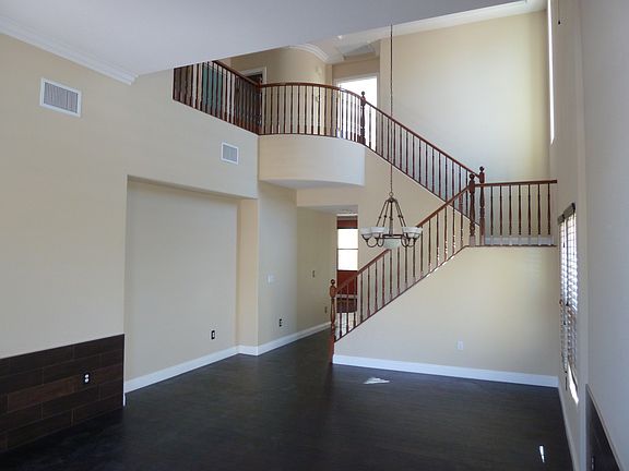 3rd image of 7356 Savannah Falls St