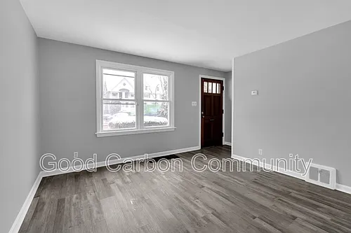 854 Richmond Ave Photo 1
