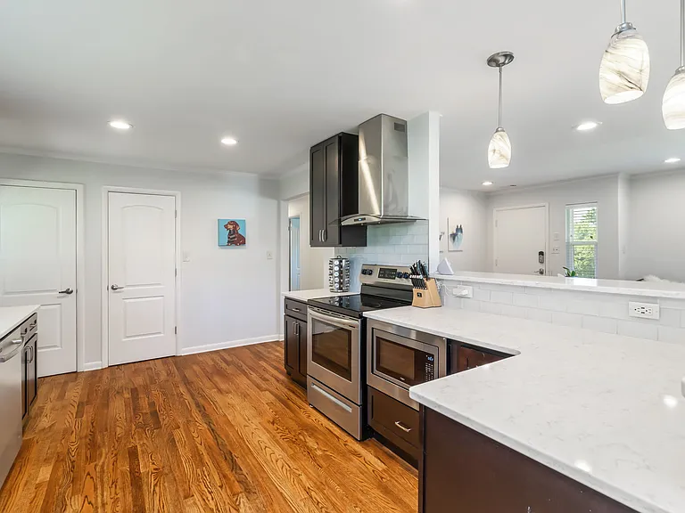 217 Buckingham Dr — Photo 14