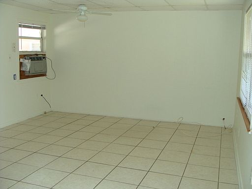 2nd image of 3101 NE West End Blvd APT 2