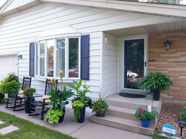 10000 Washburn Ave S, Bloomington, MN 55431