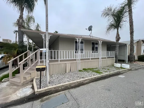 16 Torrey Pine Ln, Bakersfield, CA 93308