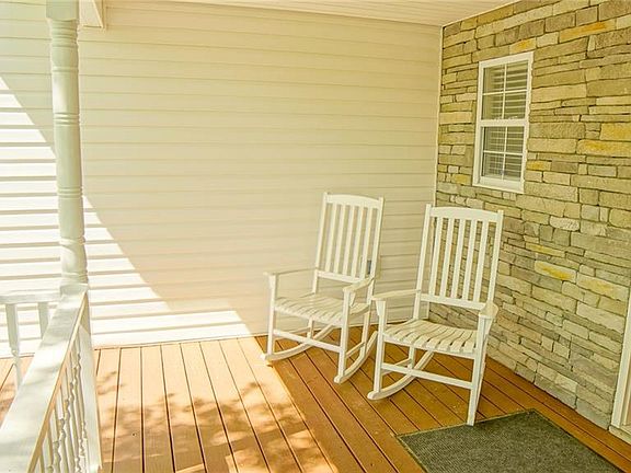 3rd image of 239 Forest Cove Ct