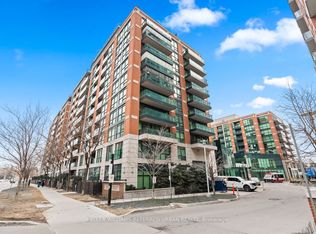 525 Wilson Ave #411, Toronto, ON M3H0A7