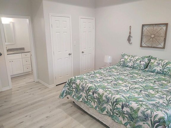 5th image of 2291 E Lobster St