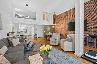 372 5th Avenue, #2L