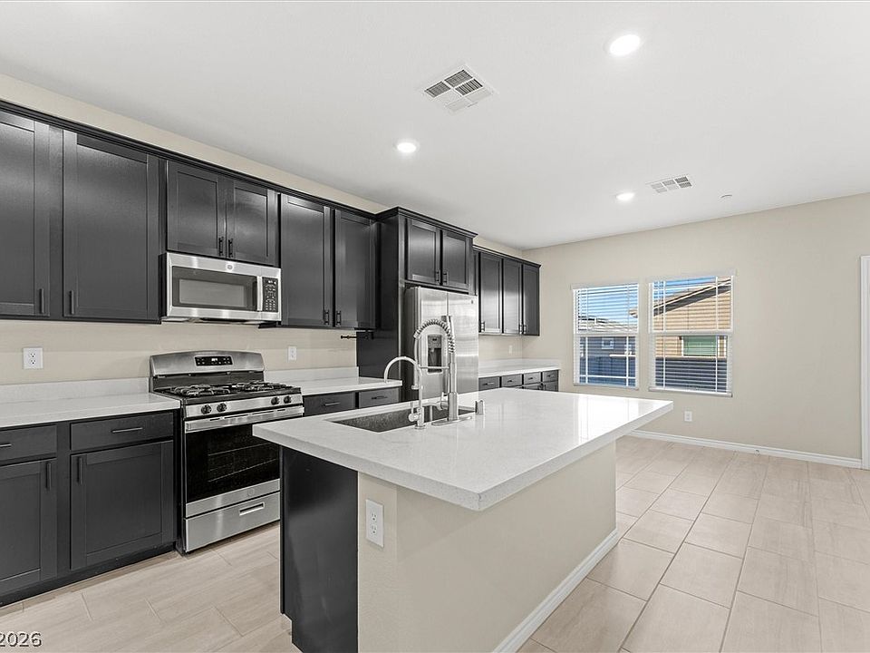 1st image of 336 Aravalli Crest St
