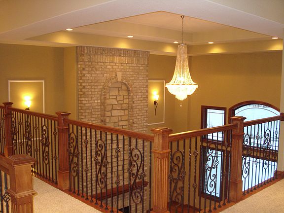 4th image of 18120 Peregrine Ln