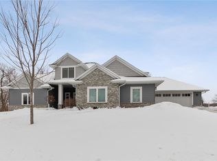 2009 Timber Wolf Trl SE, Cedar Rapids, IA 52403