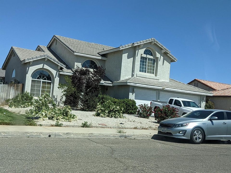 1st image of 13267 Stanford Dr
