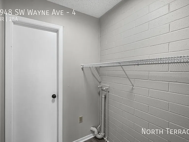 Hillstone Apartments — Photo 34