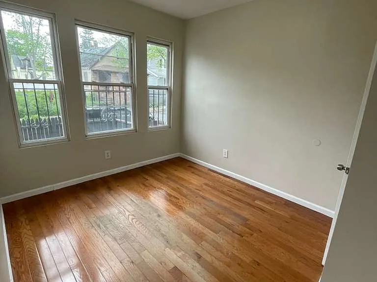 144 Alexander St #1 — Photo 2