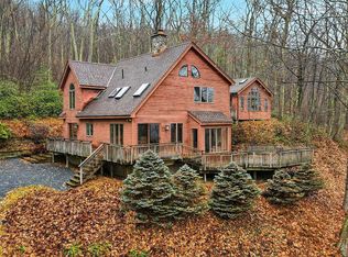 35 Stone Ledge Rd, Hillsdale, NY 12529