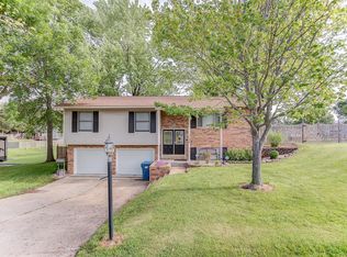 1068 Catalina Dr, Edwardsville, IL