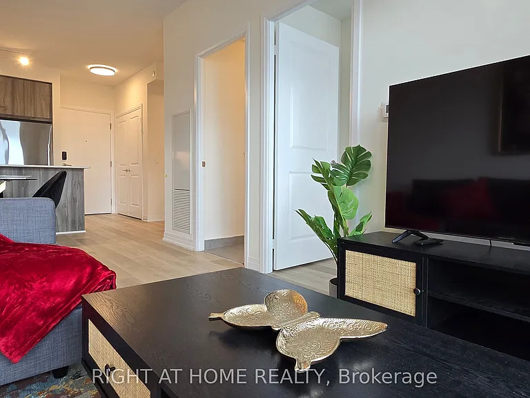 15 Watergarden Dr #2302 — Photo 10