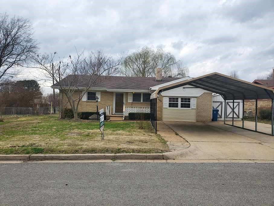 1st image of 125 Oakman St