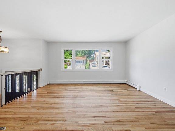 5th image of 307 Nariticong Ave