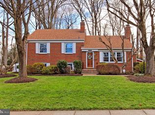 5408 Easton Dr, Springfield, VA 22151