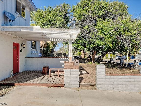 3rd image of 4696 Gabriel Dr