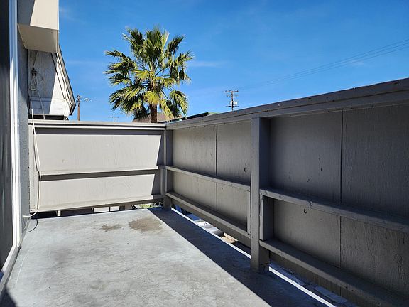 4th image of 810 S Anaheim Blvd APT 202