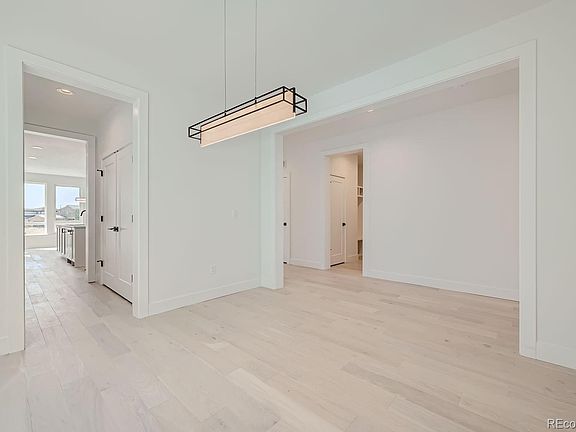 5th image of 5607 Wheaton Avenue