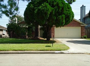 2116 Aberdeen Dr, League City, TX 77573