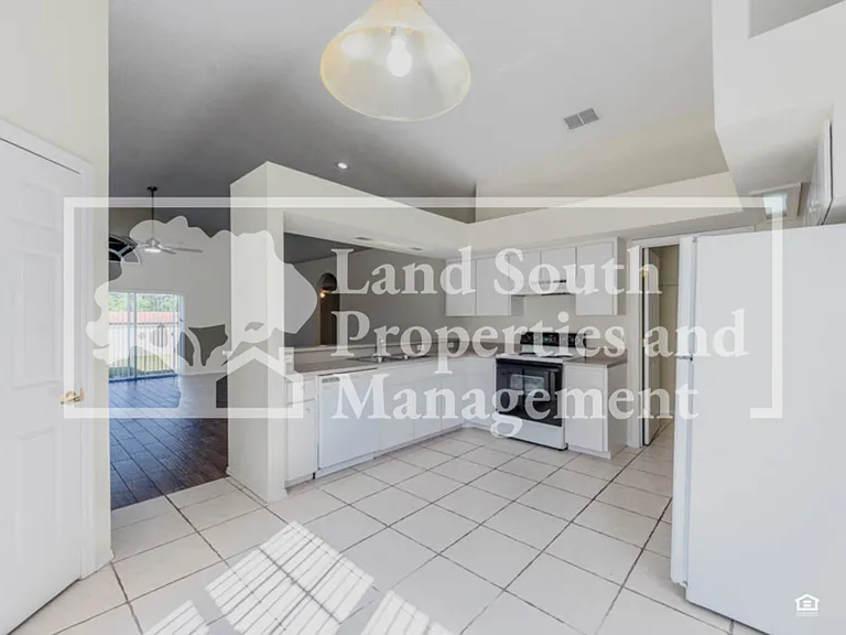 7053 Cascades Ct — Photo 9